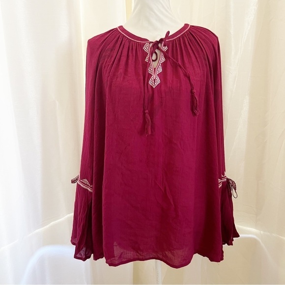 Embroidered Bell sleeves blouse Size XL - Picture 1 of 11